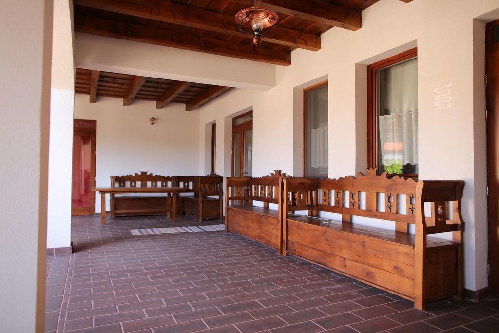 Hotel Csaronda Vendegház Csaroda Exterior foto